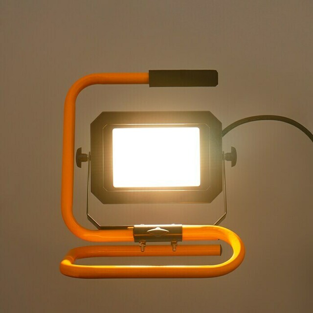 LED прожектор Profi Depot [5]