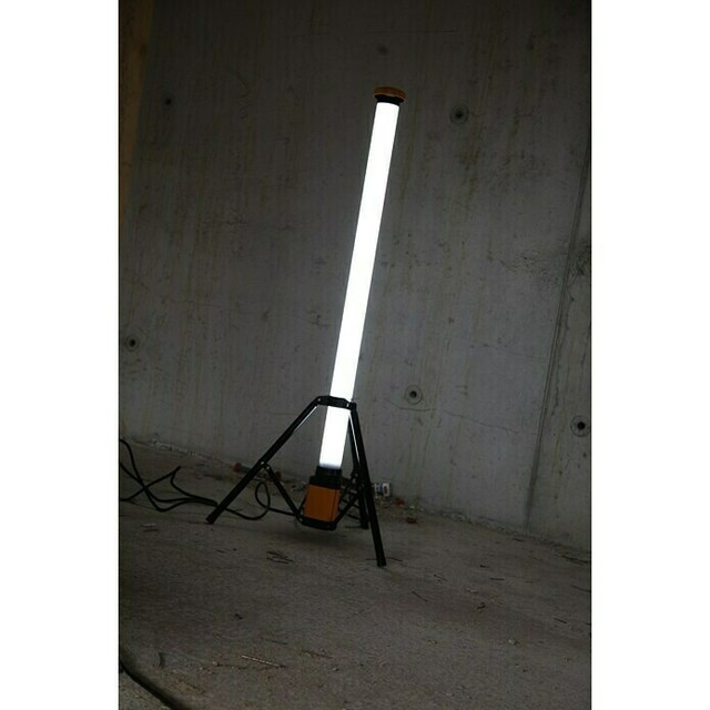 LED прожектор на статив L120 [8]