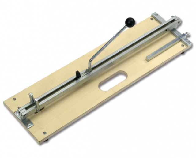 Ръчна машина за рязане на плочки Heka HS-600 [1]