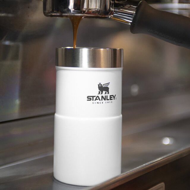 Термочаша Stanley Trigger Action Mug 8.5OZ Polar [3]