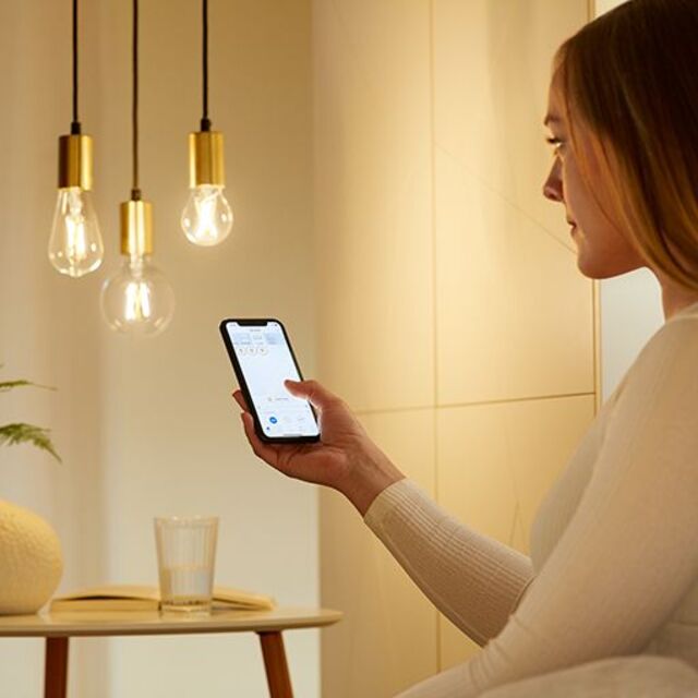  LED крушка Philips Wiz Connected Filament [5]