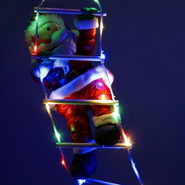 Дядо Коледа на LED стълба [4]