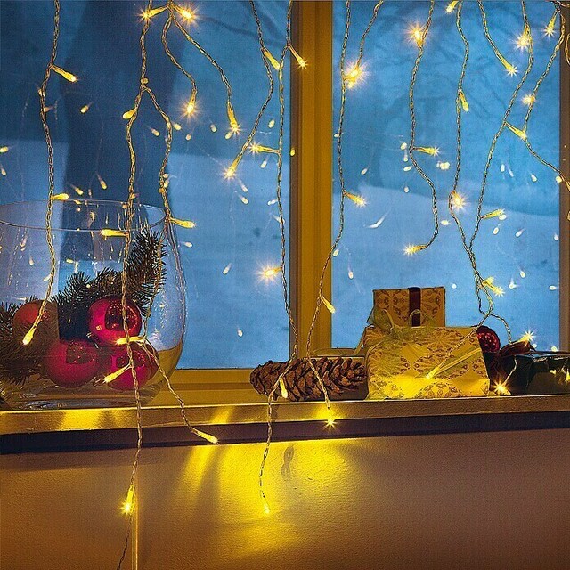Коледна LED светлинна завеса Tween Light [3]